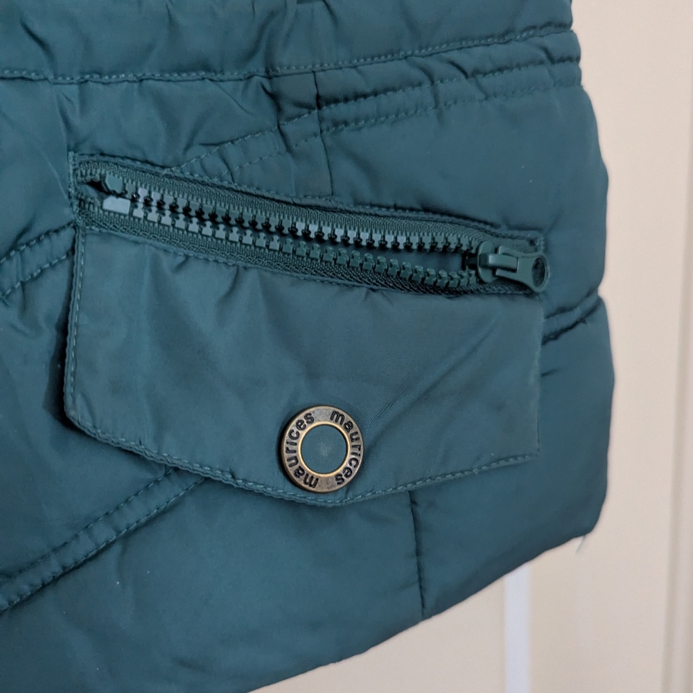 Vest - Picture 4 of 4